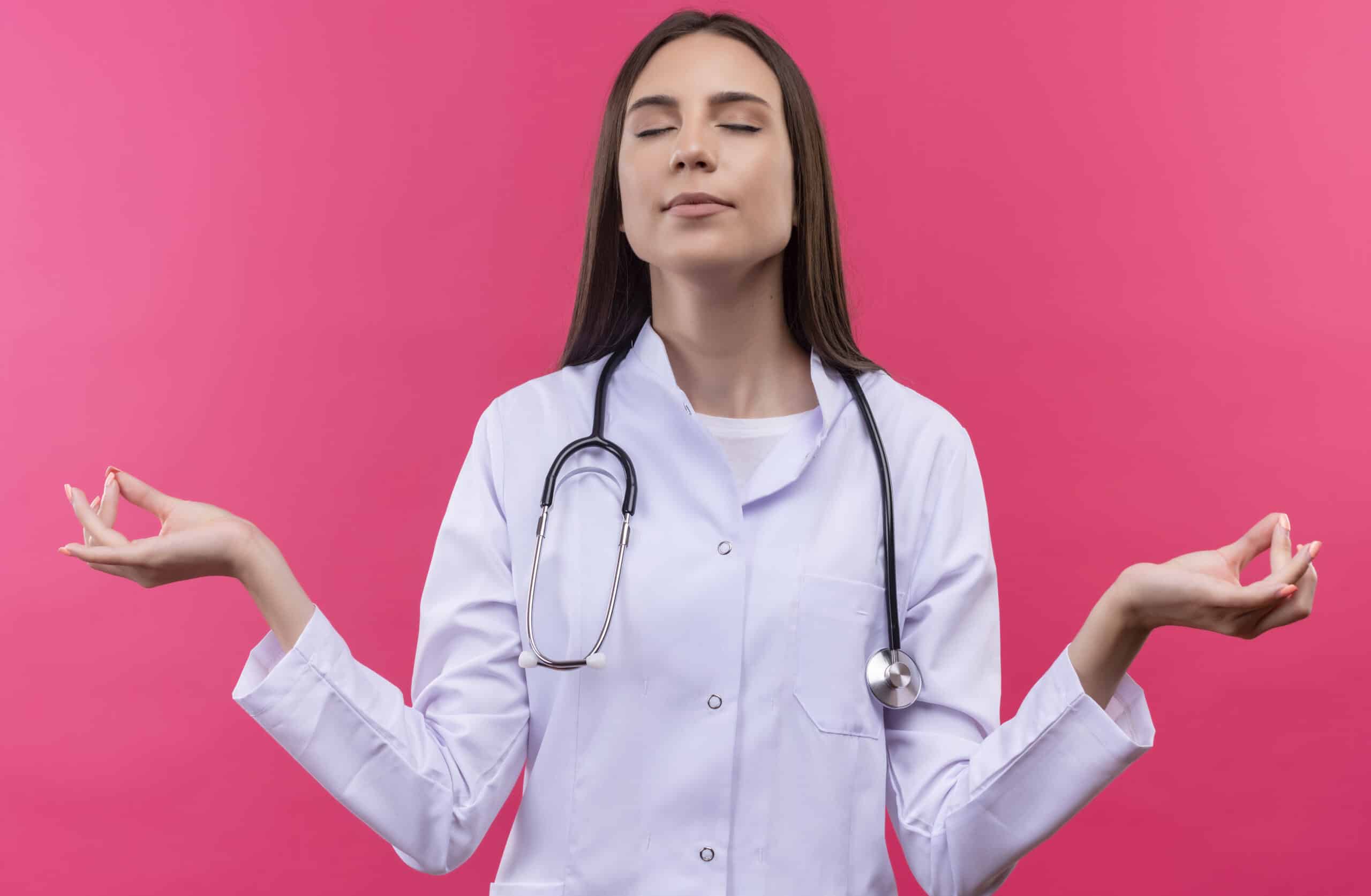 CÓMO GESTIONAR LA CARGA EMOCIONAL SIN DESCONECTAR DEL PACIENTE